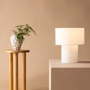 deLOHN Globia Asztali lámpa, Polyester Linen, Fehér Utolsó esély