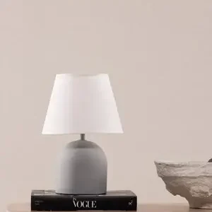 Árcsökkenés deLOHN Styrsö Asztali lámpa, Beton, Szürke